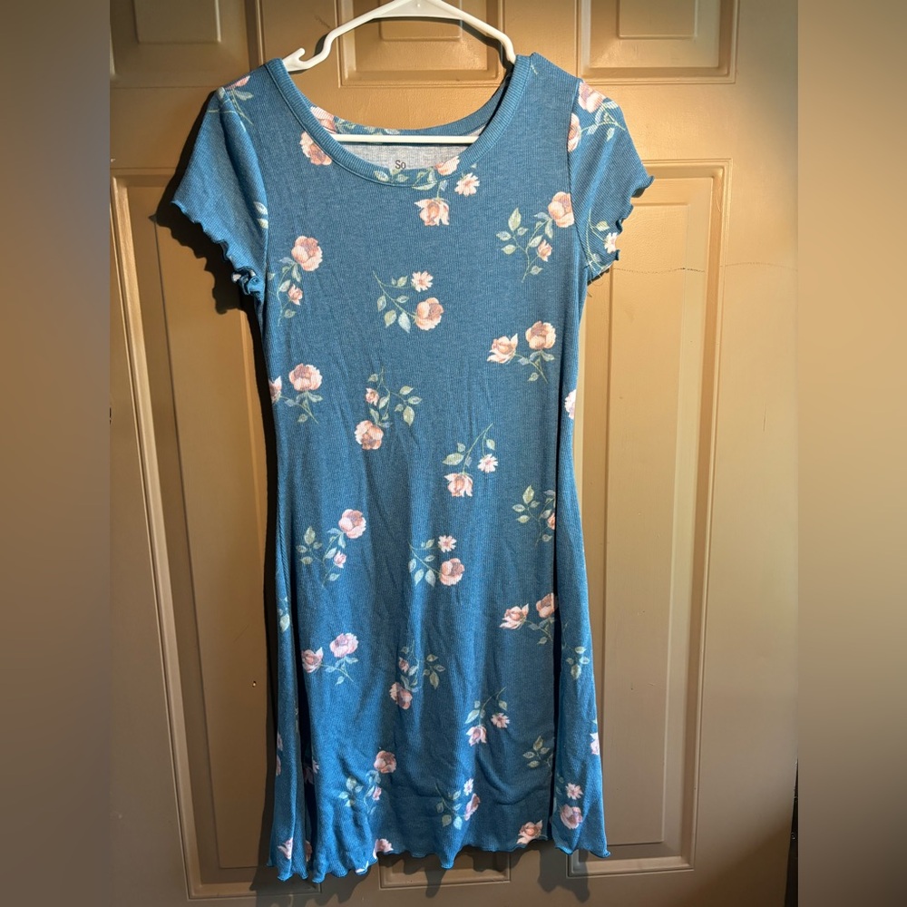 Stretchy and ribbed mini dress. Worn once.
